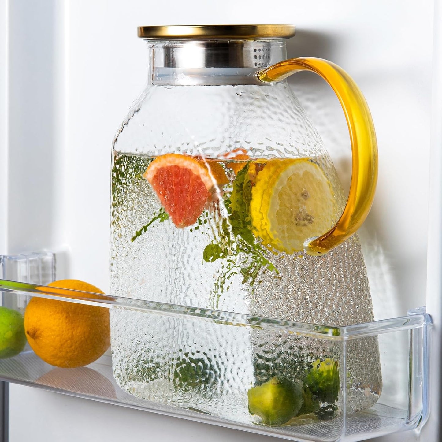 Glass Pitcher With Lid and Spout, 1.8 Liter Large-capacity, High Borosilicate and High-Temperature Resistant Hammer-Textured Glass Water Cooler